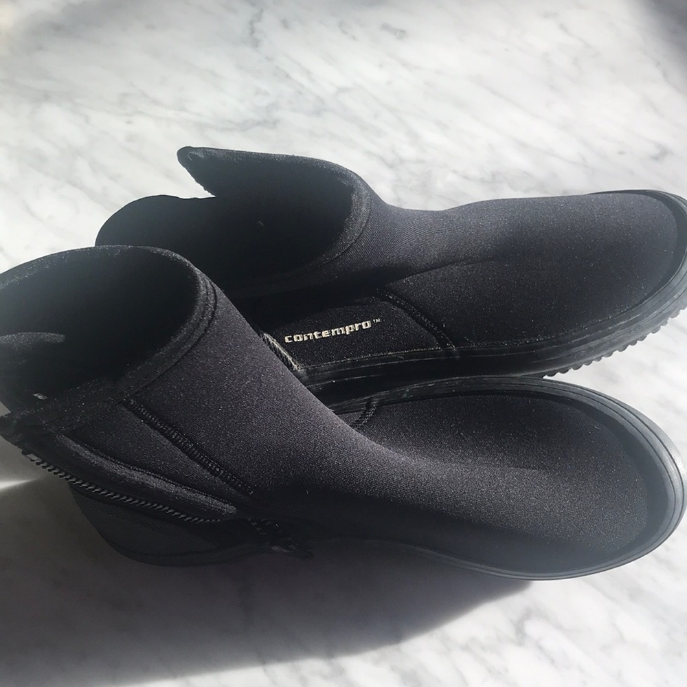 Scuba/kayak booties size 9